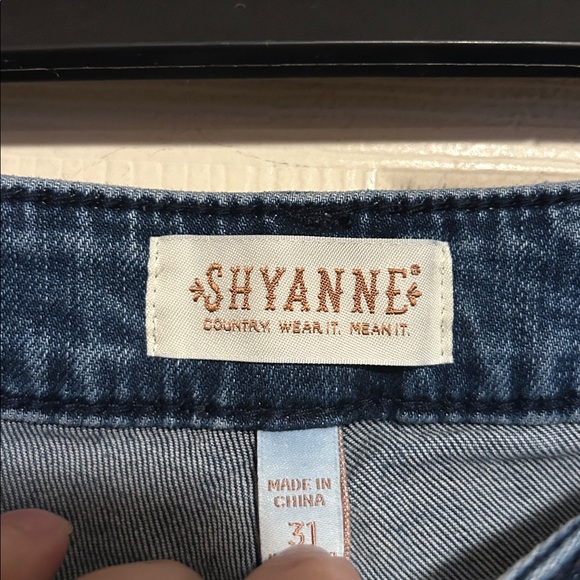 Shayanne Country Wear It Mean It Flare Jeans Size 31 - Picture 4 of 7
